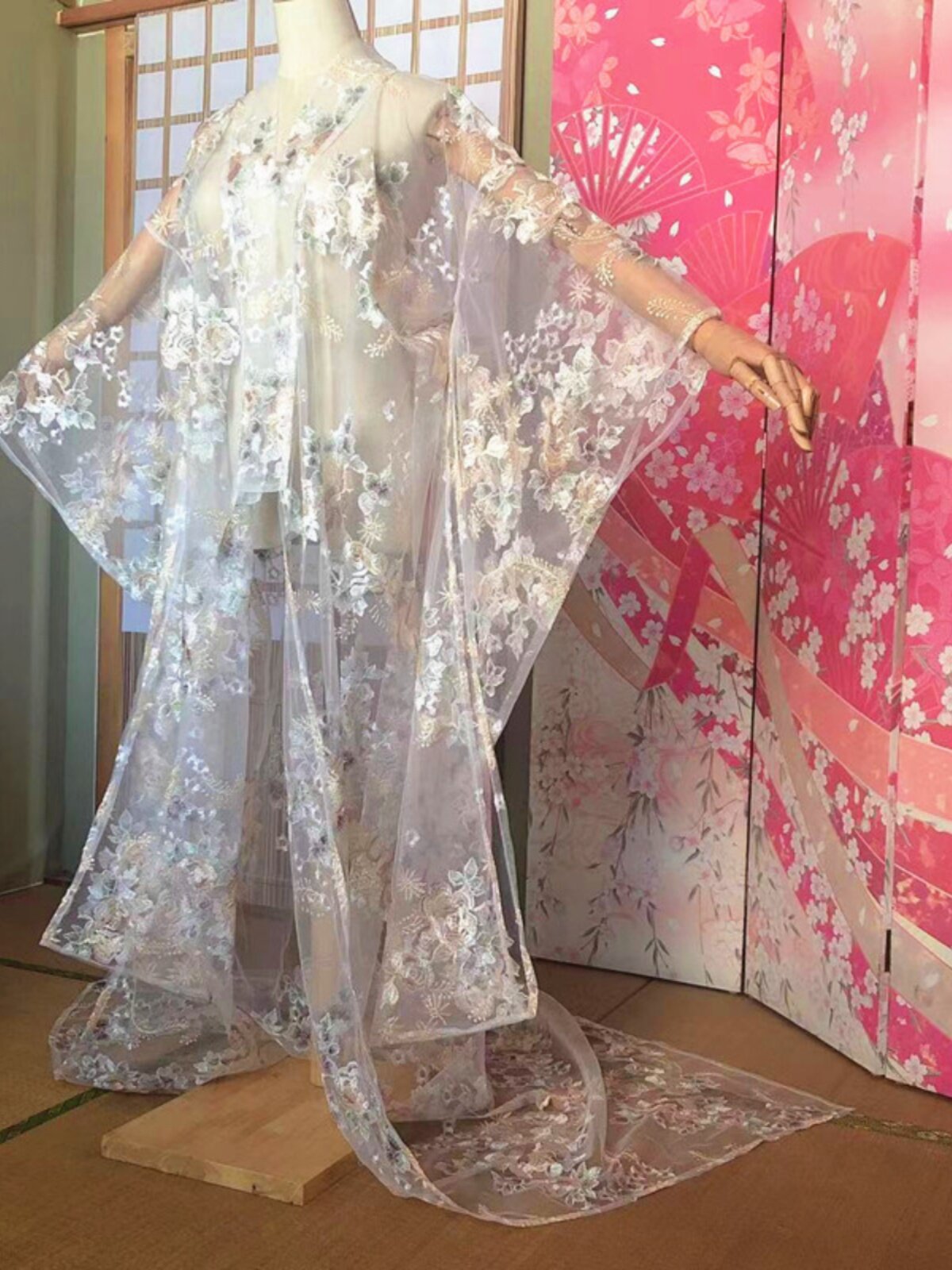 Kimono de estilo japonés con b - Kimono Sheer Floral reseña y precio